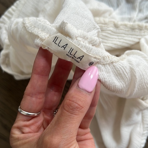 Cream tube top with tie on the back size medium Illa Illa - Picture 3 of 3